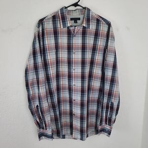Banana Republic Men's Checkered Button Down Shirt